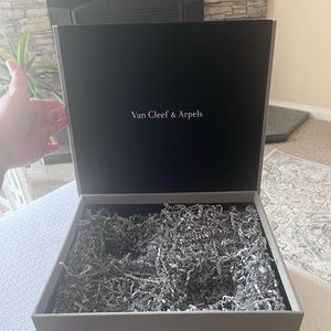 Van Cleef & Arpels Box